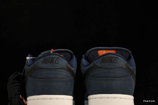 Black Nike CW7463-401 Low  Navy Dunk SB Gum 0907